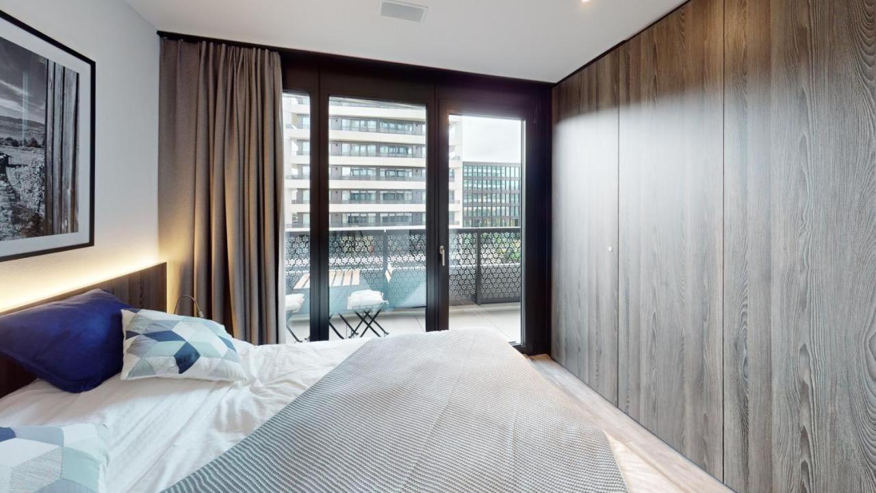 Spacious 1 Bedroom With Balcony Zurique