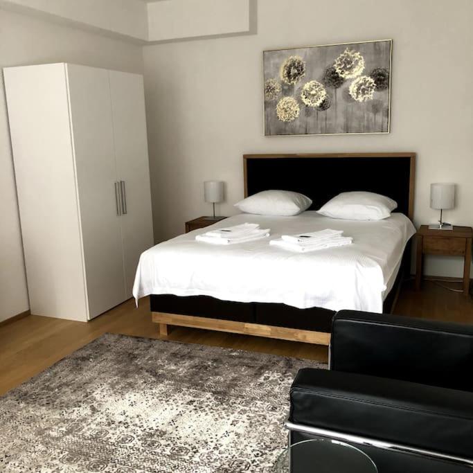 Apartment 1br Flat - Center With Balcony - West3