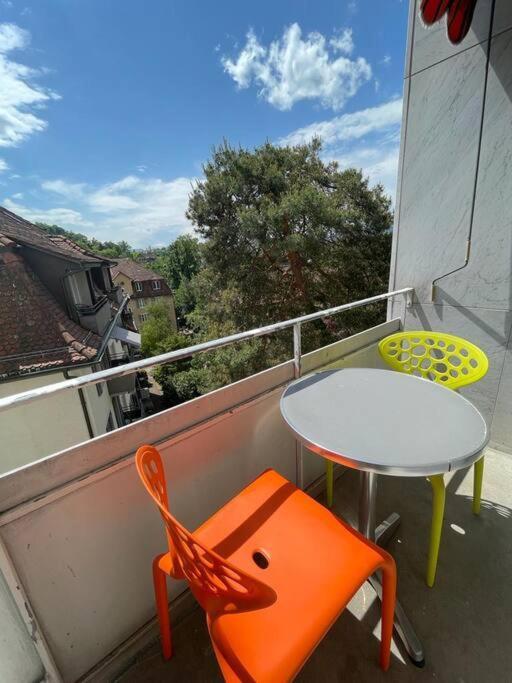 Apartment Cozy, Sunny, Center 1 Bedroom Flat *