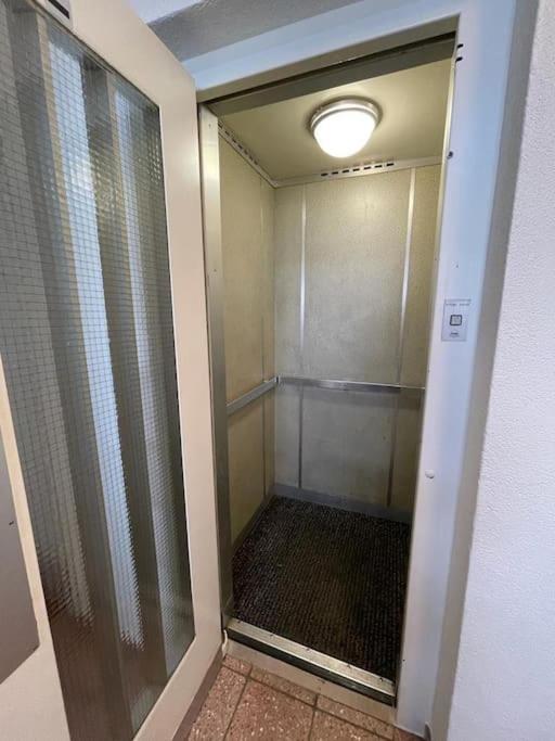 Cozy, Sunny, Center 1 Bedroom Flat Zurich
