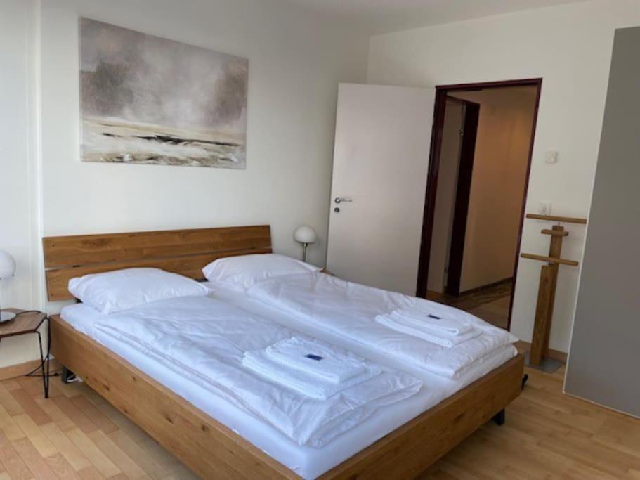 Apartment Amazing 2 Bedroom Flat: Specious And *