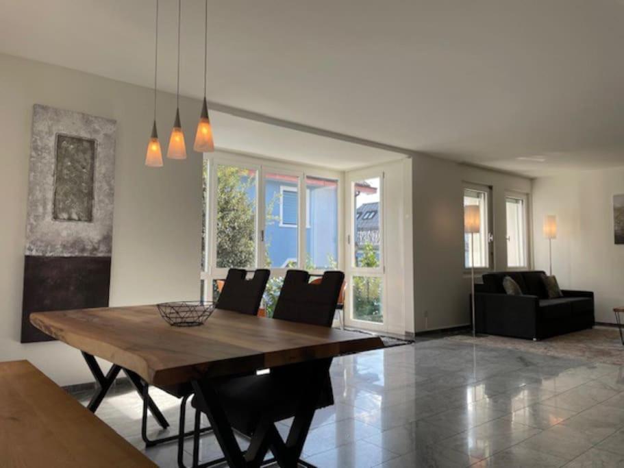 Amazing 2 Bedroom Flat: Specious And Apartment