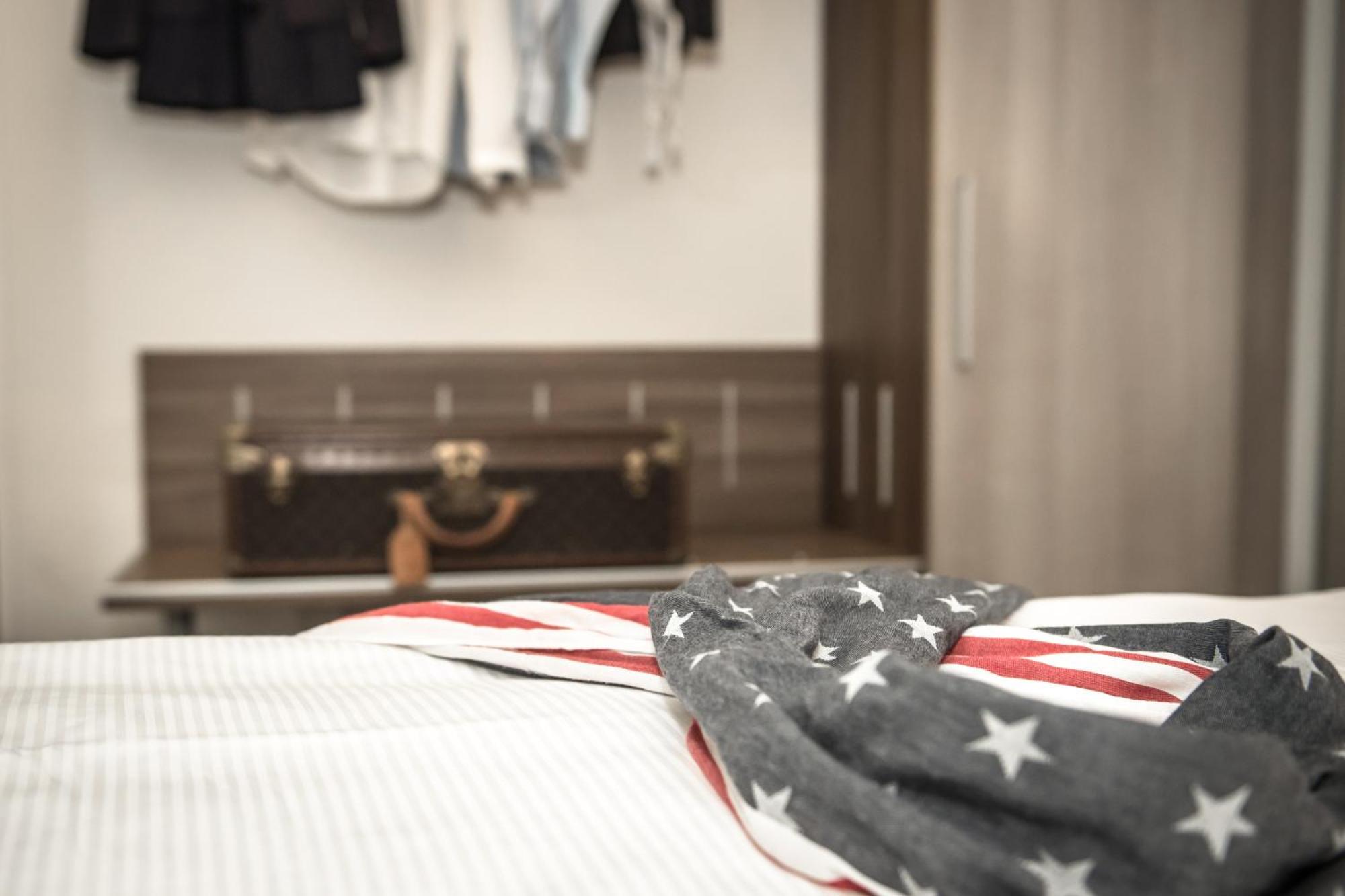 Alexander Old Town Hotel 3*