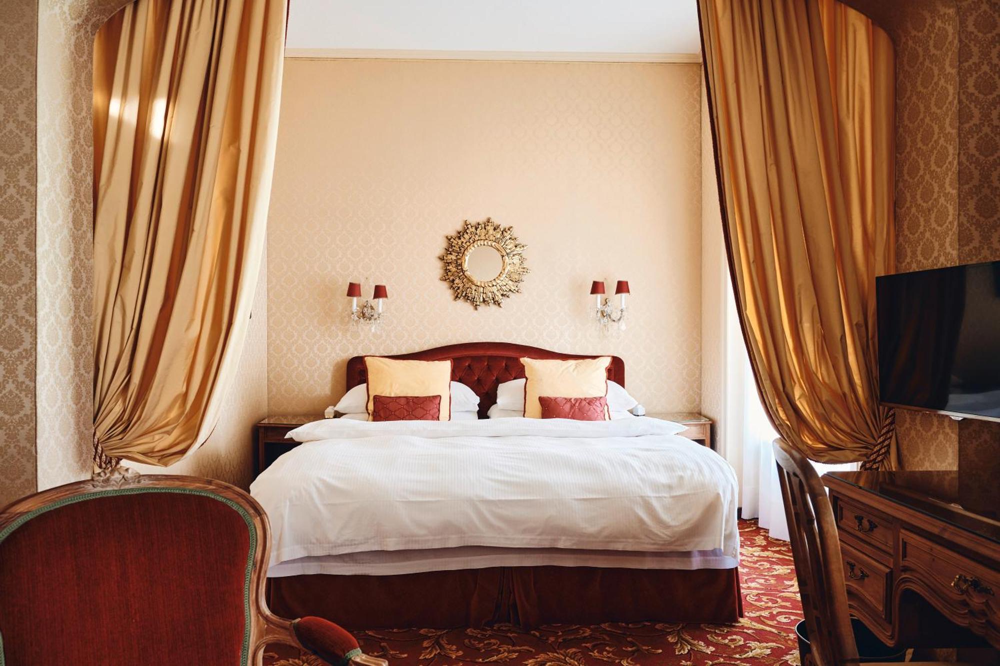 Europe Hotel 4*