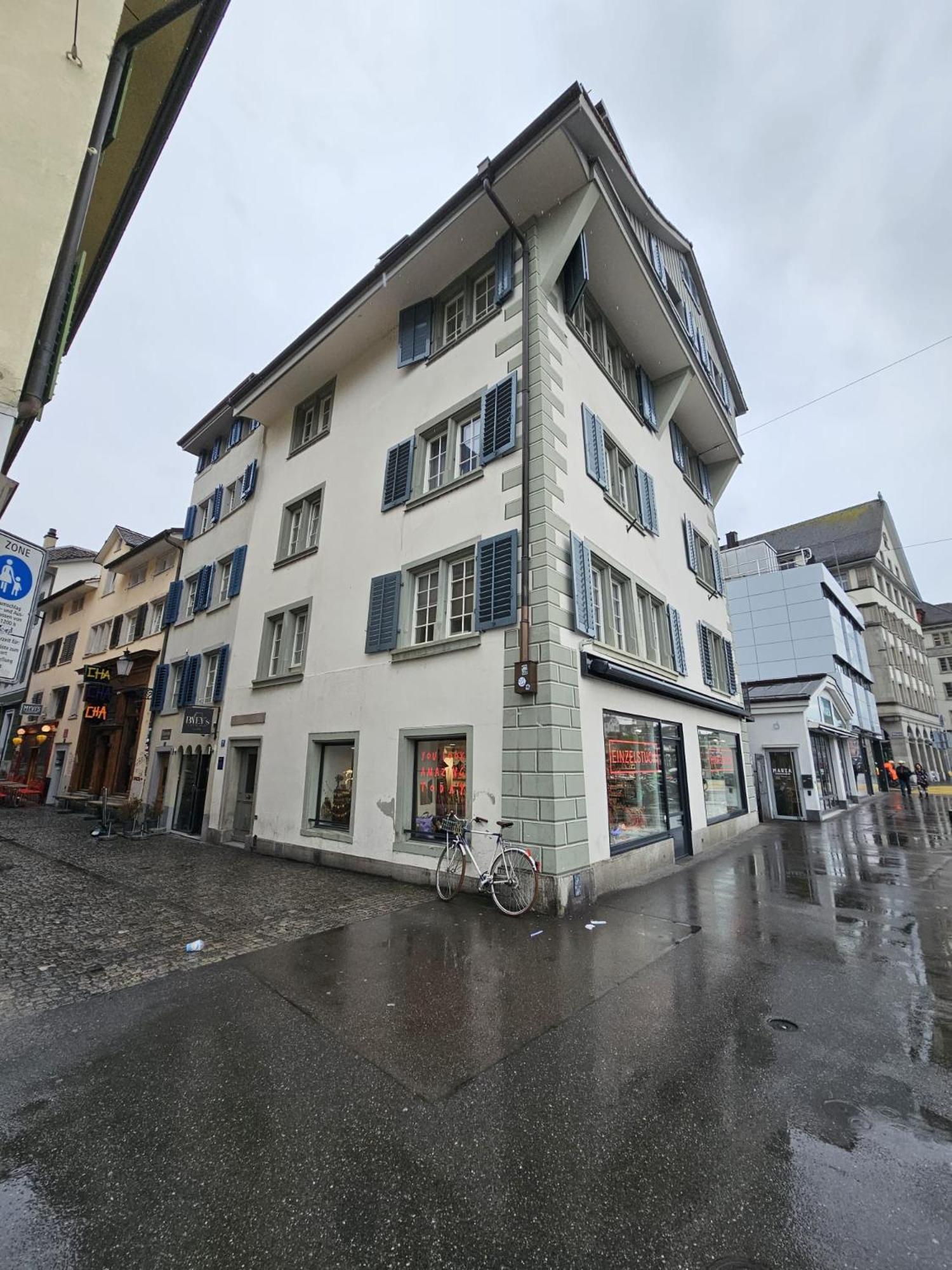 Hitrental Limmatquai Apartment Zurich