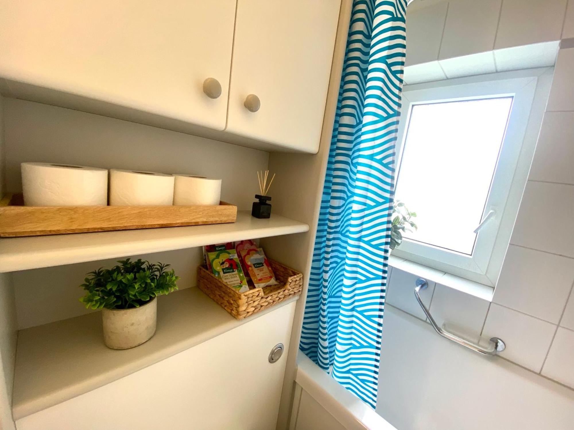 Modern Eingerichtete Stadtwohnung In Wollishofen Apartment