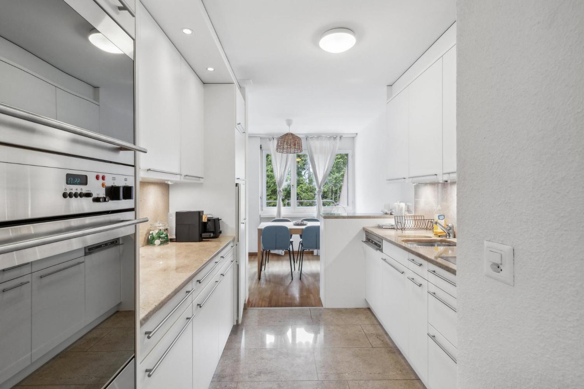 Chic 3-bedroom Near Center * Zurich