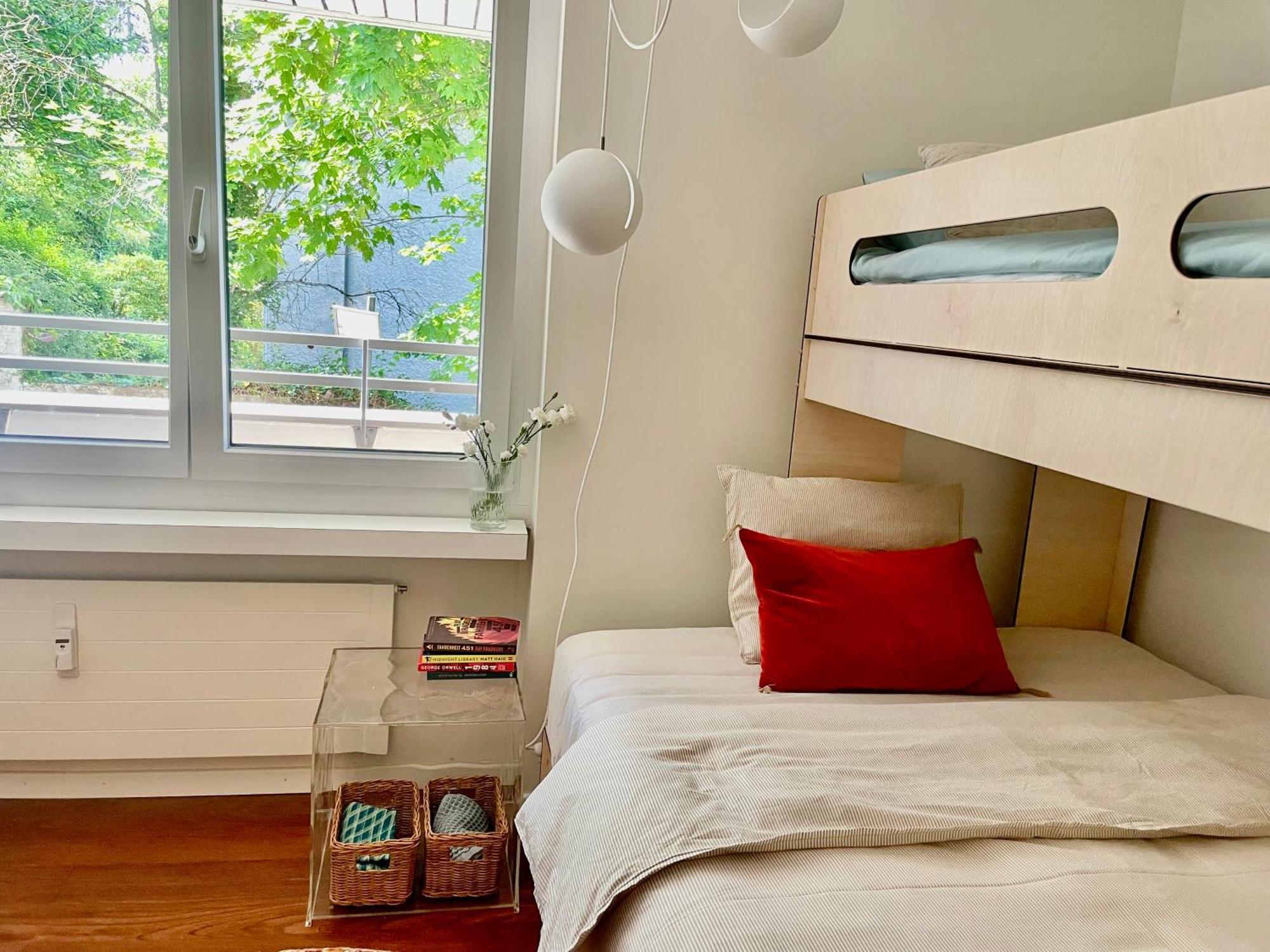 Apartment Luxury, Quiet Flat Overlooking Zurich