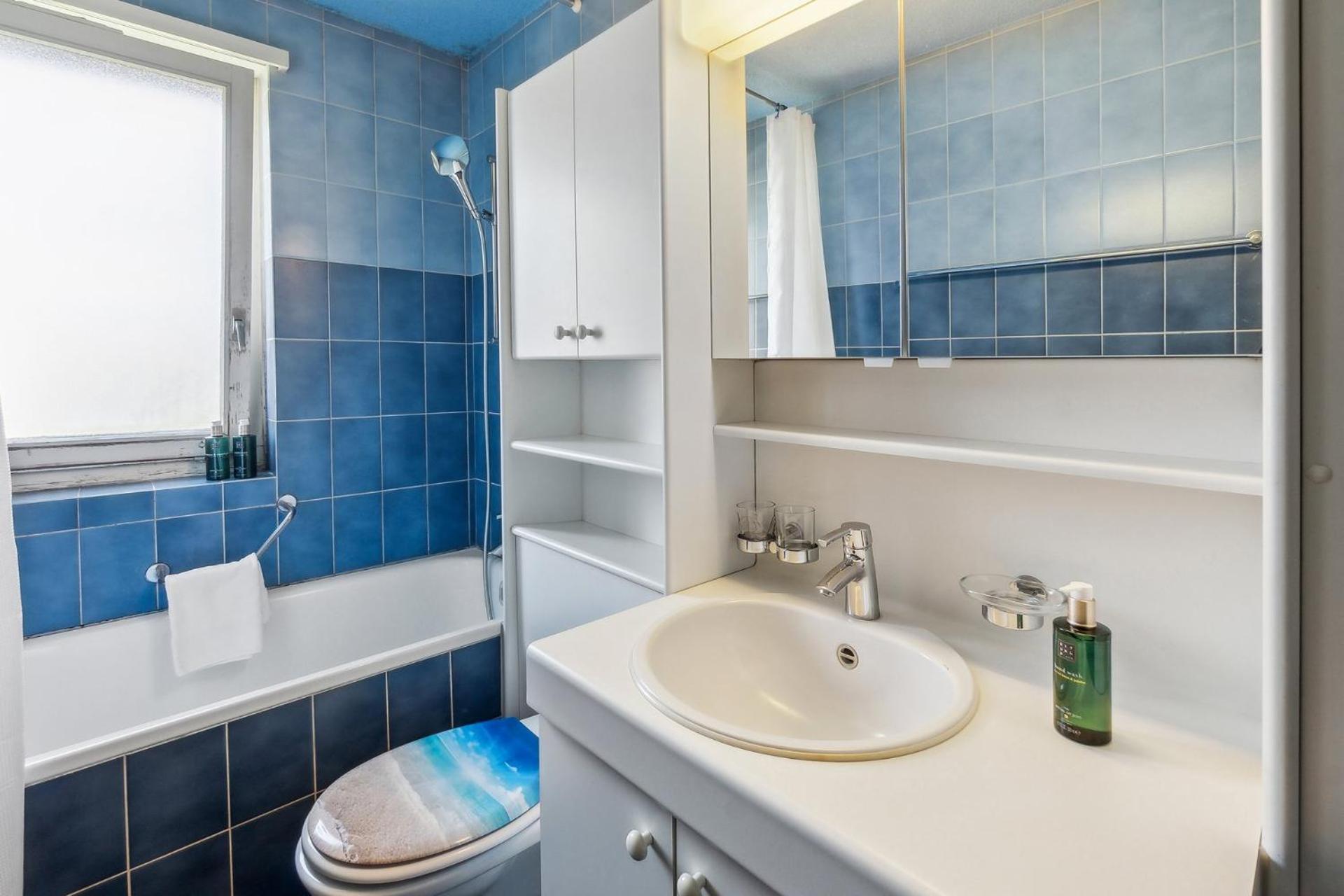 Affordable Comfort In Apartment *