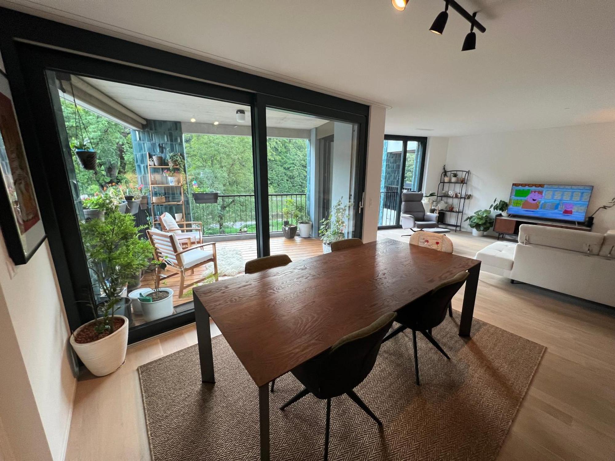 Luxury 2 Bedrooms, Stunning View, 10 Min To Center *
