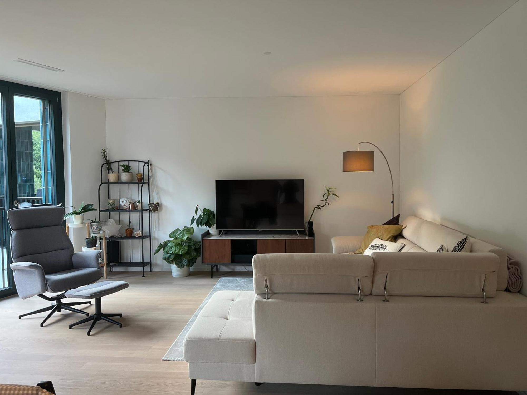 Apartment Luxury 2 Bedrooms, Stunning View, 10 Min To Center *