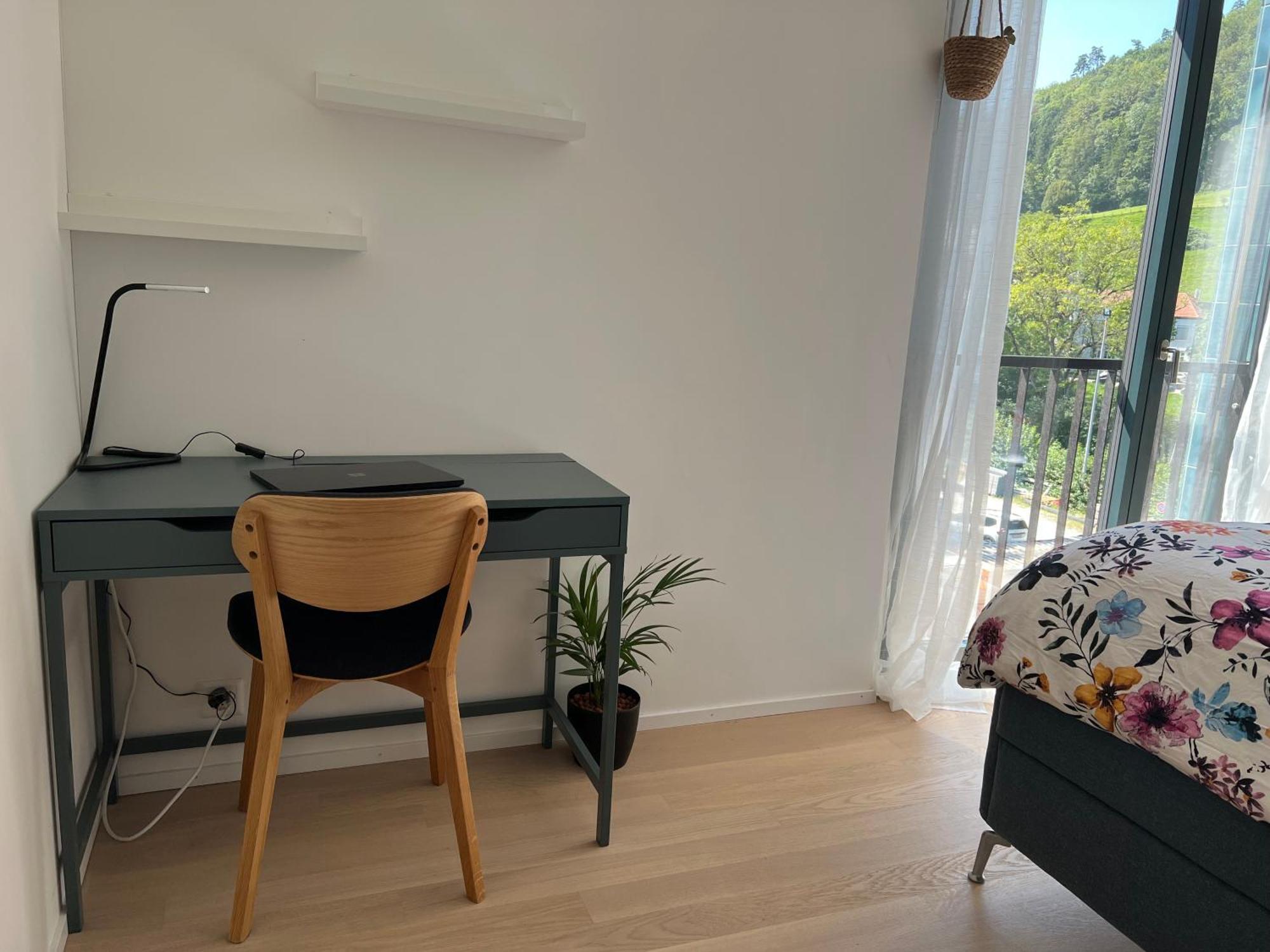 Luxury 2 Bedrooms, Stunning View, 10 Min To Center *