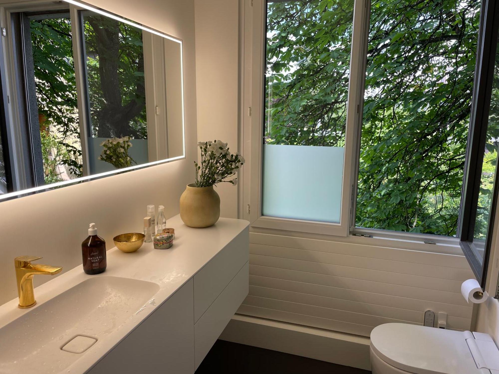Apartment Luxury, Quiet Flat Overlooking *