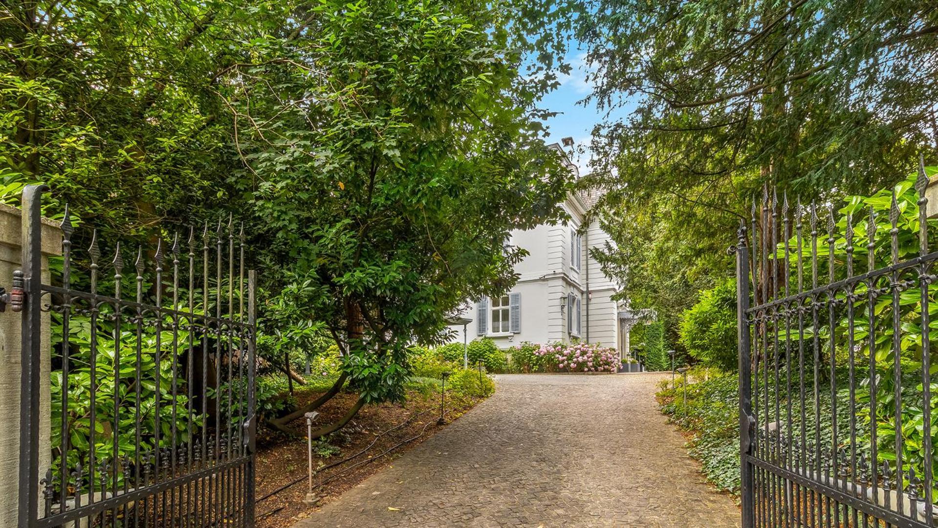 Private Luxury In * Zürich