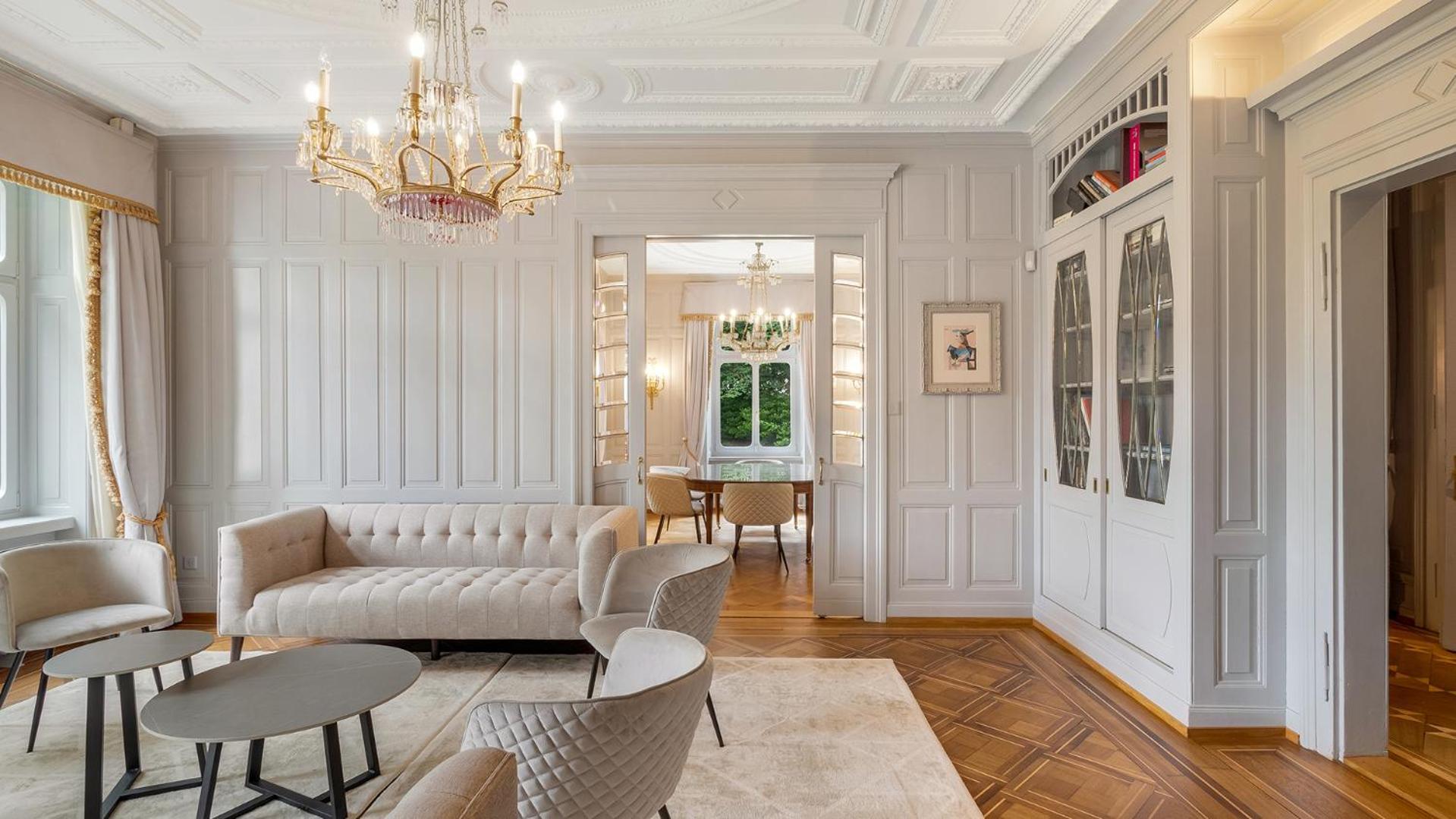 Private Luxury In Villa Zürich
