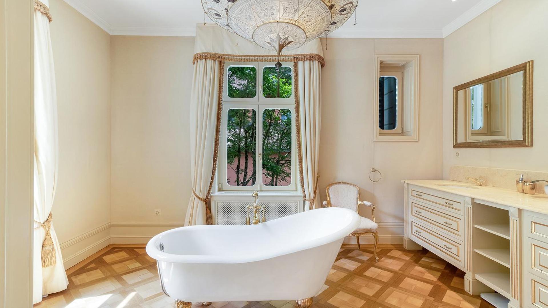 Pousada Entire Villa, Your Private Luxury Escape With In House Staff *