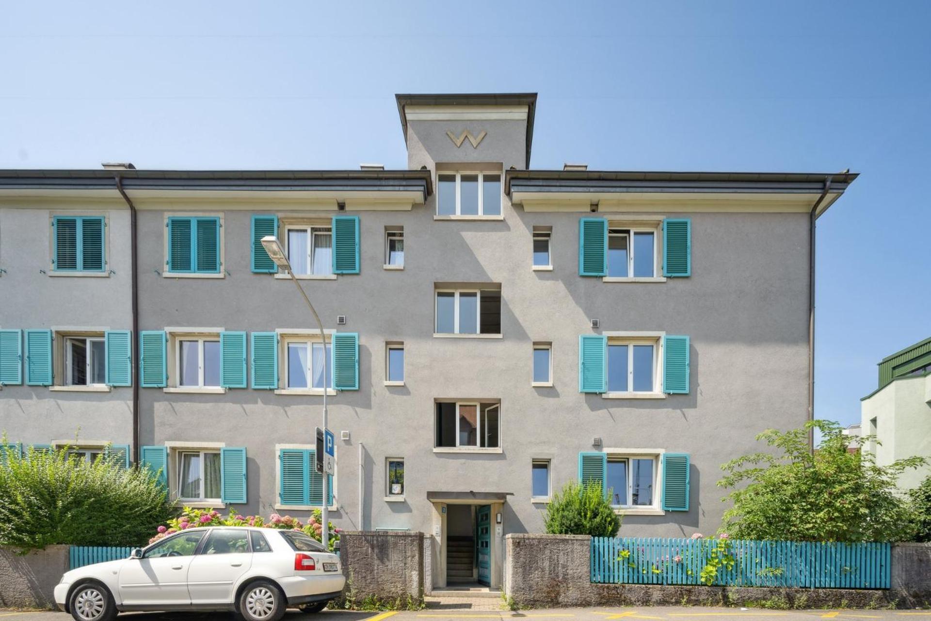 Apartment Comfortable In Oerlikon 20 Minutes Away From Airport Zürich