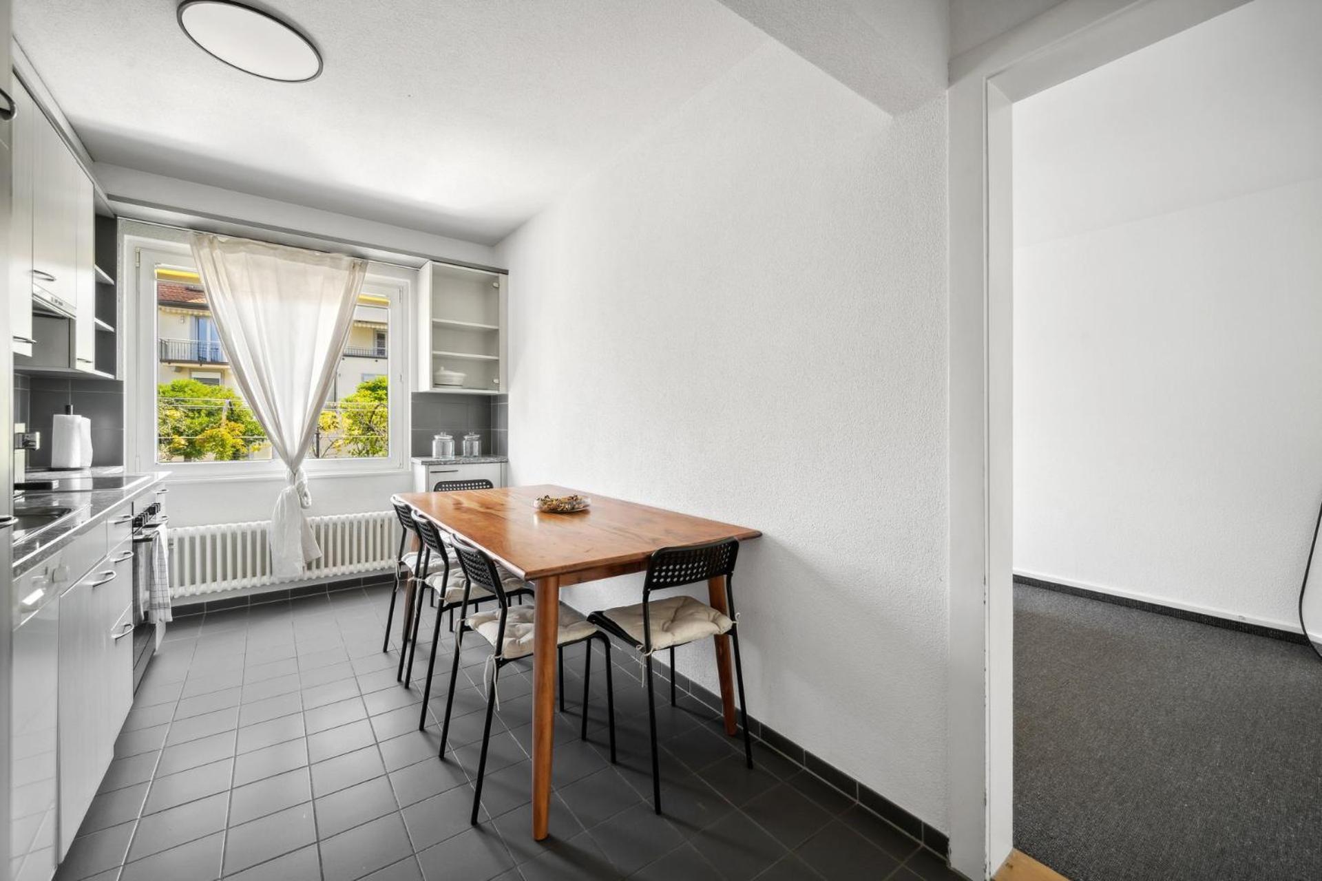 Comfortable In Oerlikon 20 Minutes Away From Airport * Zürich