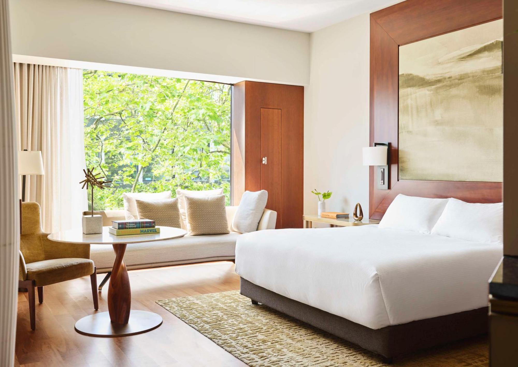 Hotel Park Hyatt – Center Luxury 5*