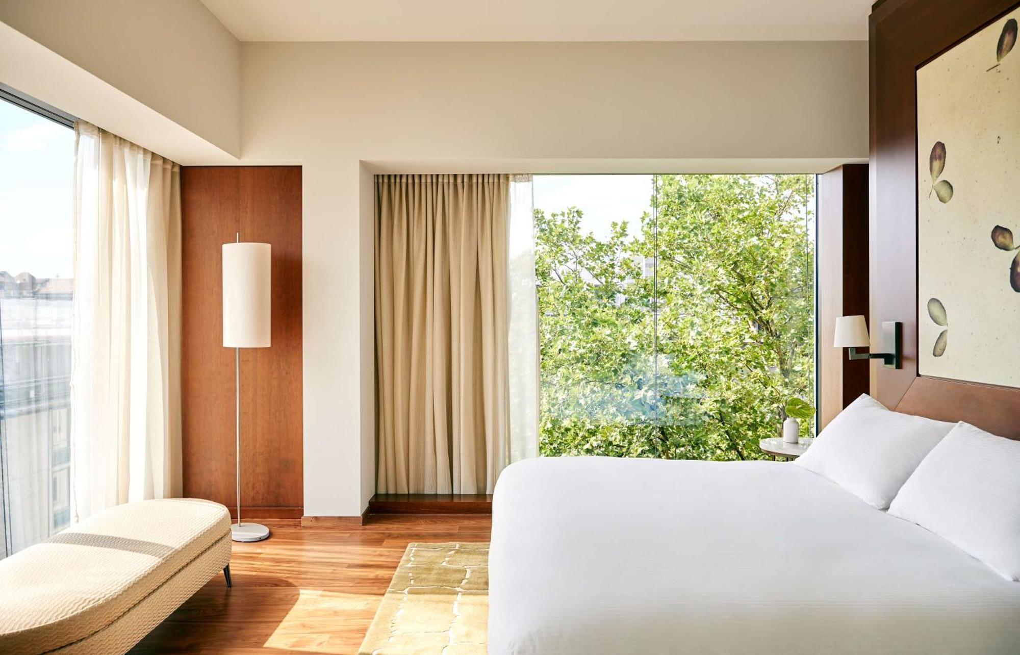 Park Hyatt – Center Luxury Hotel 5*