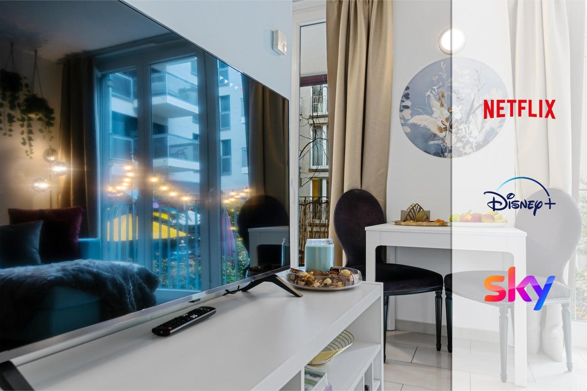 Boutique & Downtown & Kingsize & 700mbps & Workspace Zurich