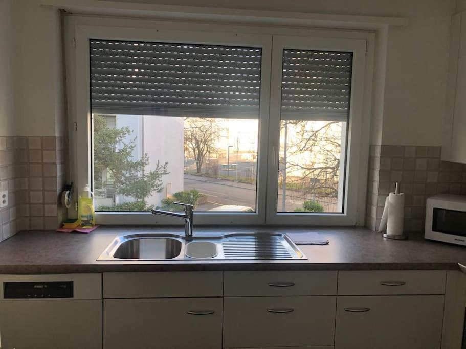 Apartment Cozy And Sunny 2br Flat In The Centre - Sky10 *