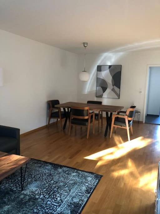 Cozy And Sunny 2br Flat In The Centre - Sky10