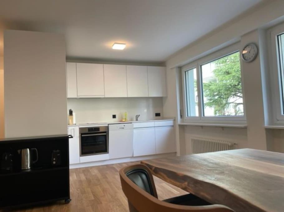 Sunny And Very 2br Flat - Sky8 *