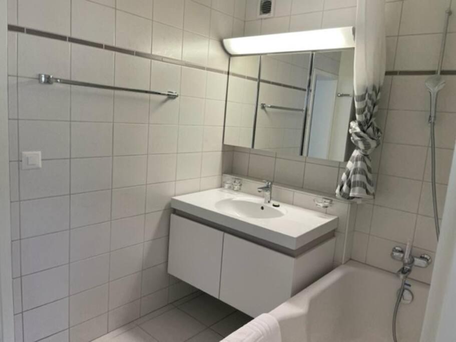 Apartment Beautiful And Very 2br Flat - Sky3 Zurich