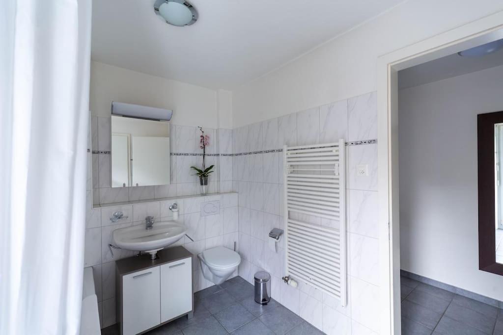 1 Bedroom Flat Center Near - D7 Apartment Zurich