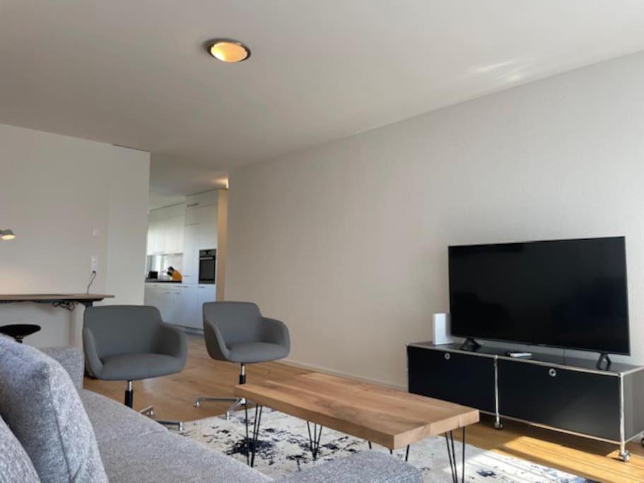 Apartment Faboulous 1br Near Center - Sun 16