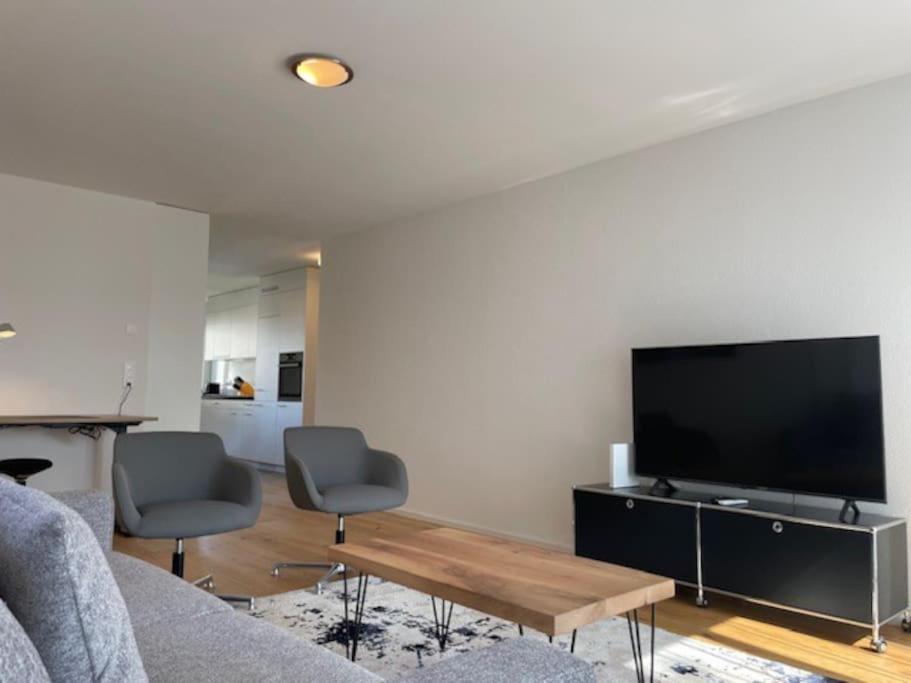 Apartment Faboulous 1br Near Center - Sun 16