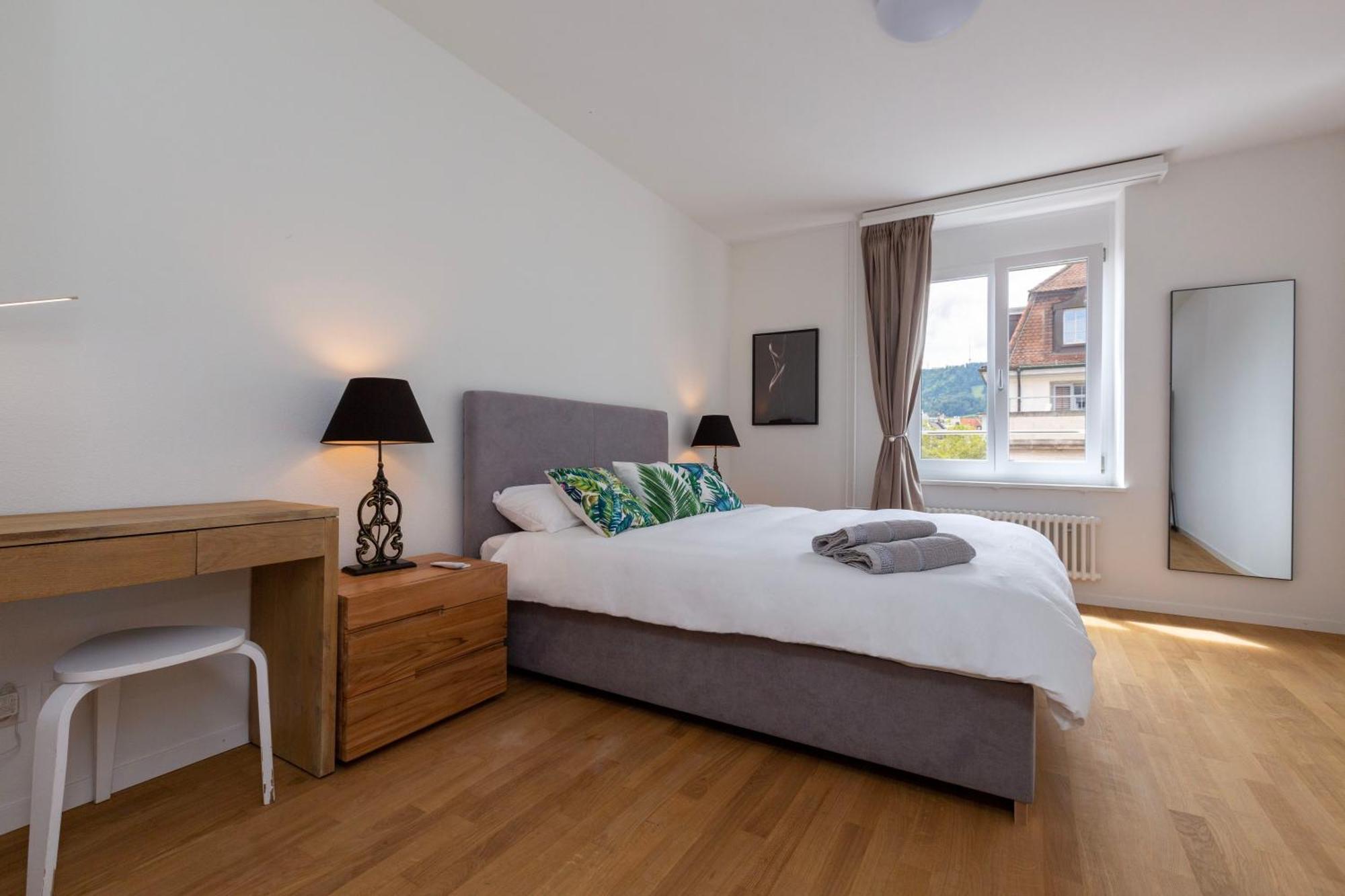 Apartment Kaya 4a - Downtown 2br With Balcony Zurich