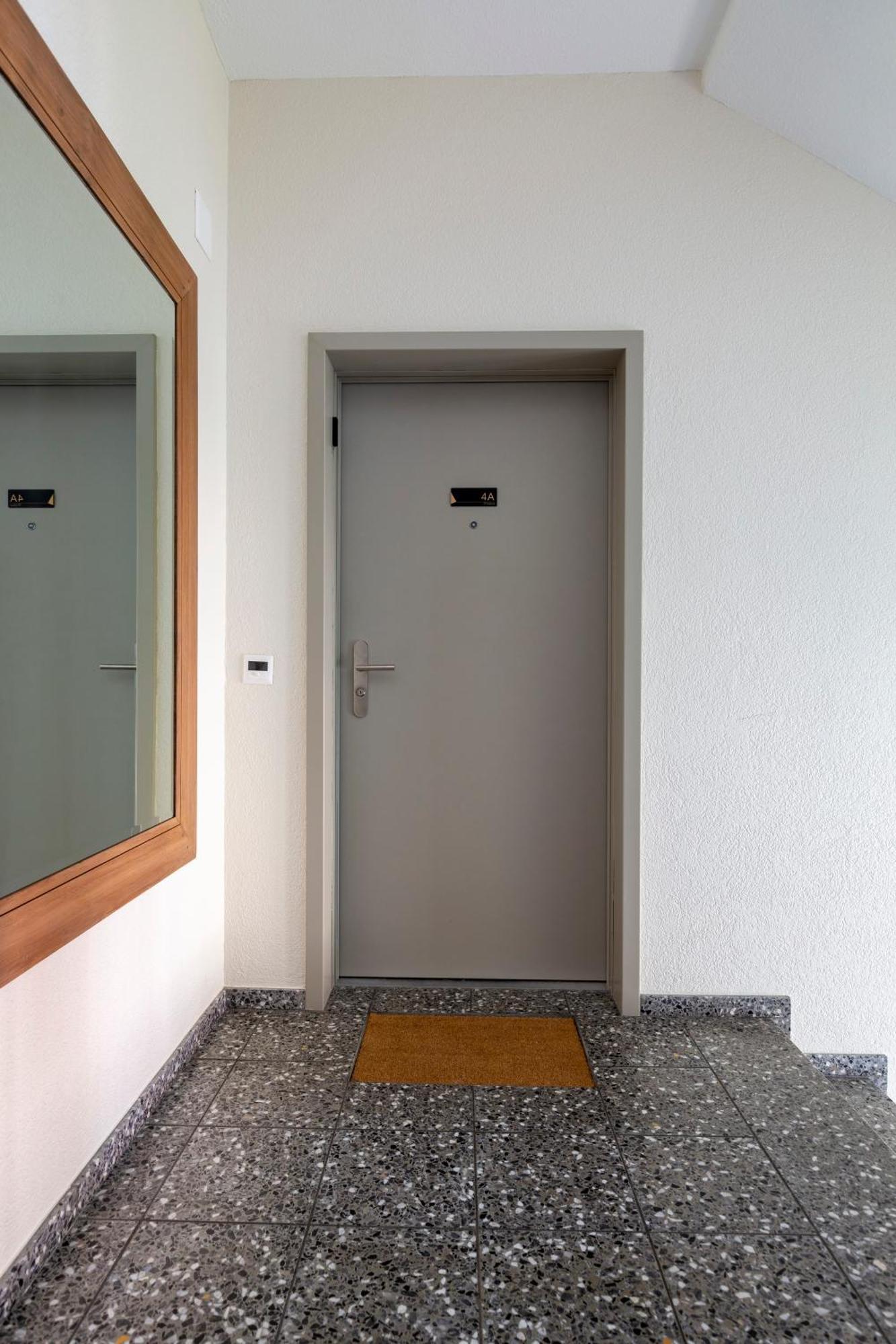 Apartment Kaya 4a - Downtown 2br With Balcony