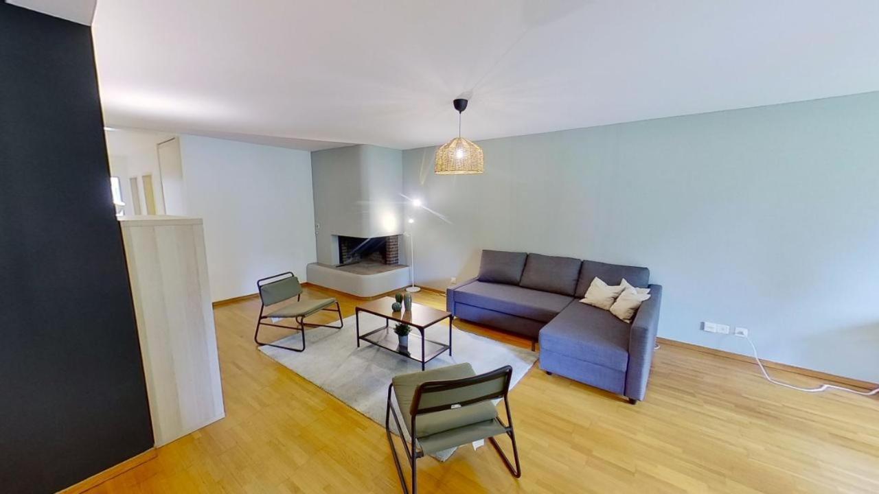 Apartment Chic 3-bedroom Near Center