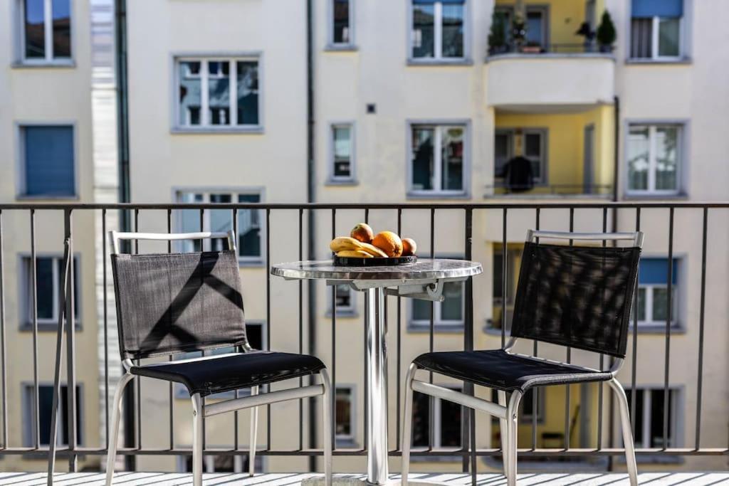 2 Bedroom Close To - D2 Apartment Zurich