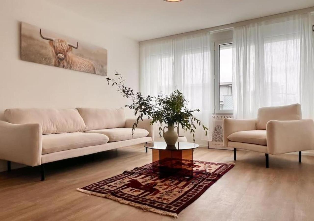 Exclusive Floor For 10 Guests -30- Zurich
