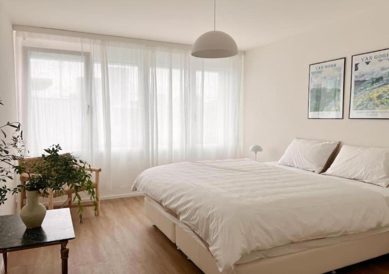Exclusive Floor For 10 Guests -30- * Zurich