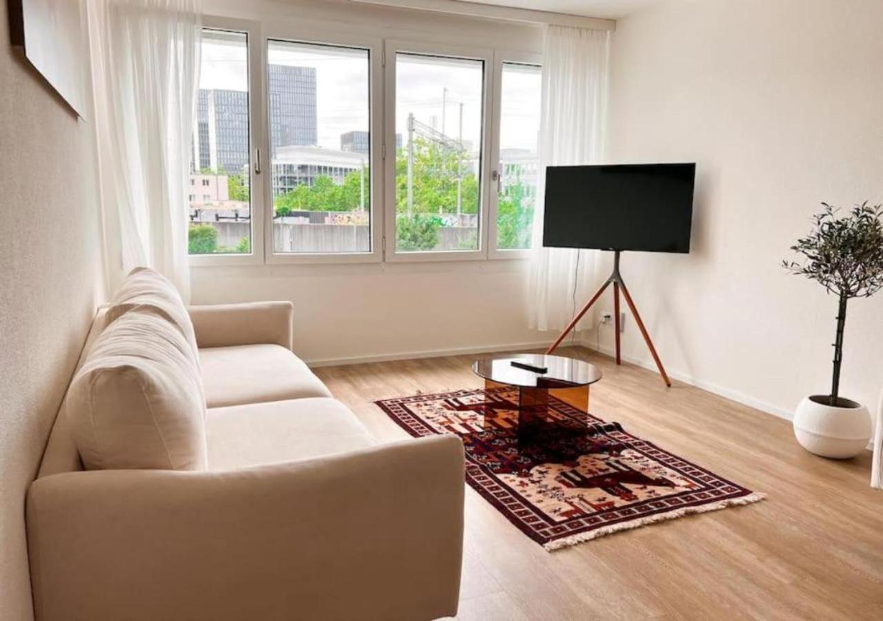 Exclusive Floor For 10 Guests -30- Apartment Zurich