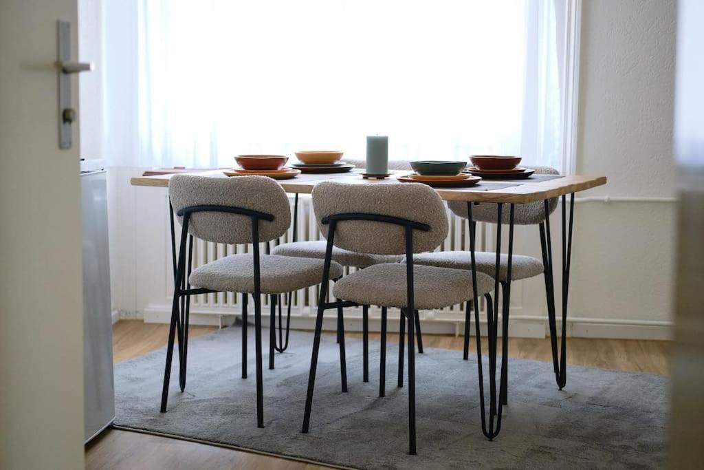 Komfortable Im Lebendigen Zuercher Kreis 3 Apartment Zurich