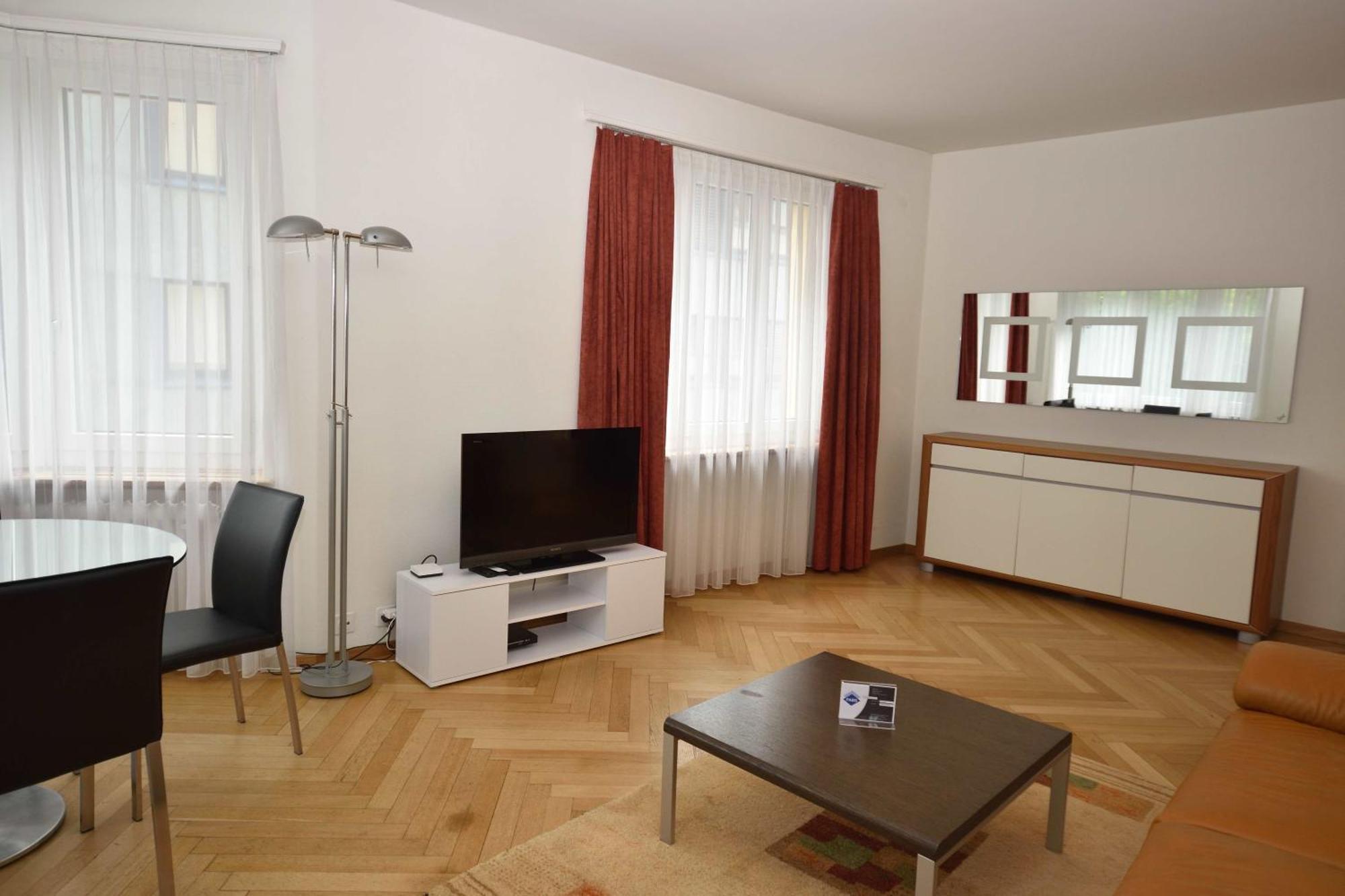 Apartment Spacious 1br Near And Opera - Mill 3 11 Zurich