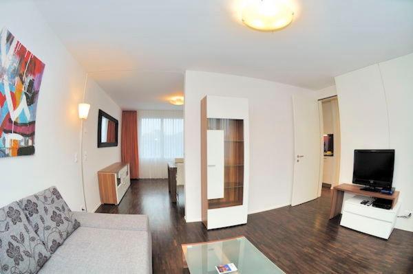 Amazing Penthouse - Flower 51