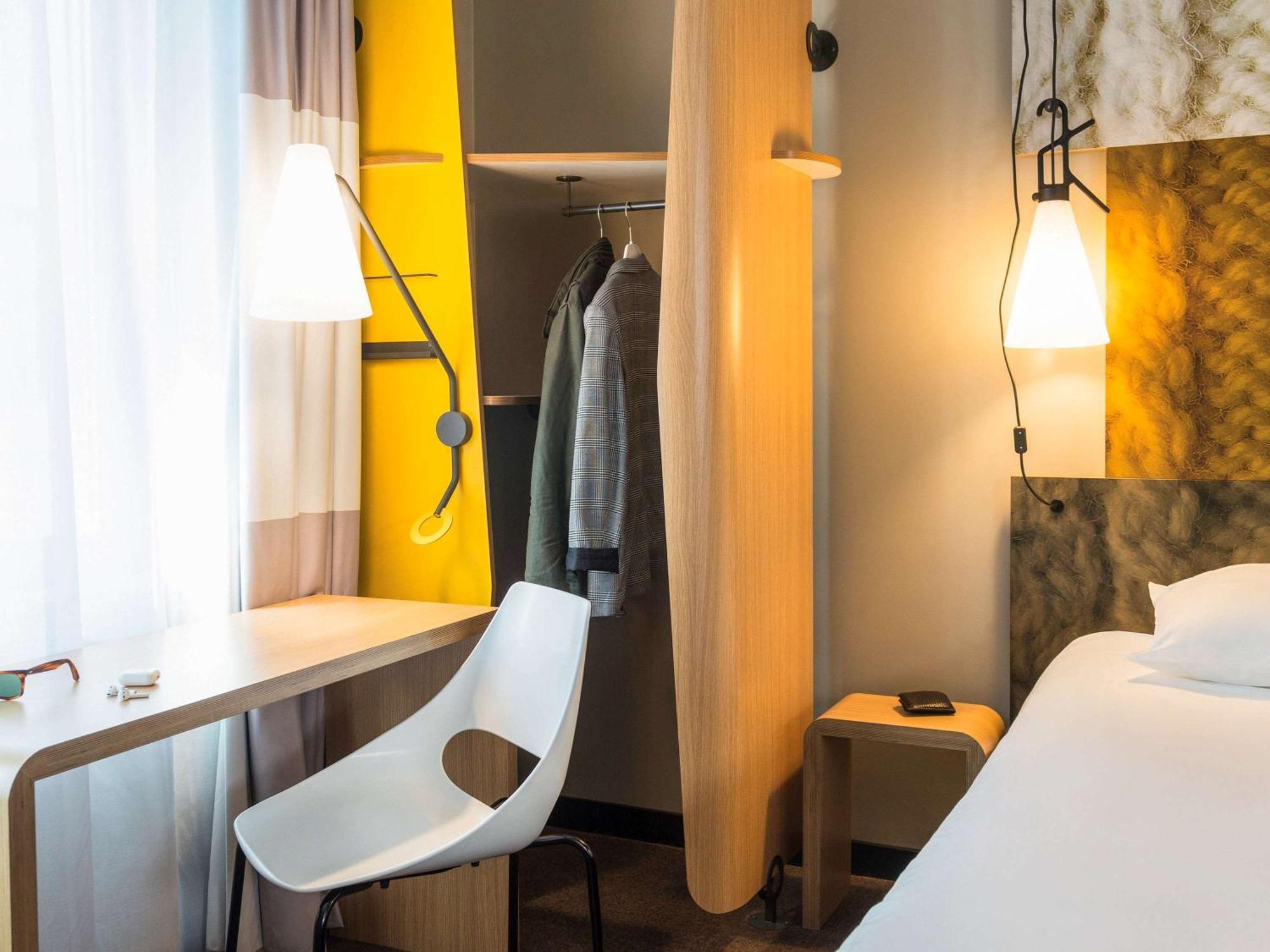 Hotel Ibis West