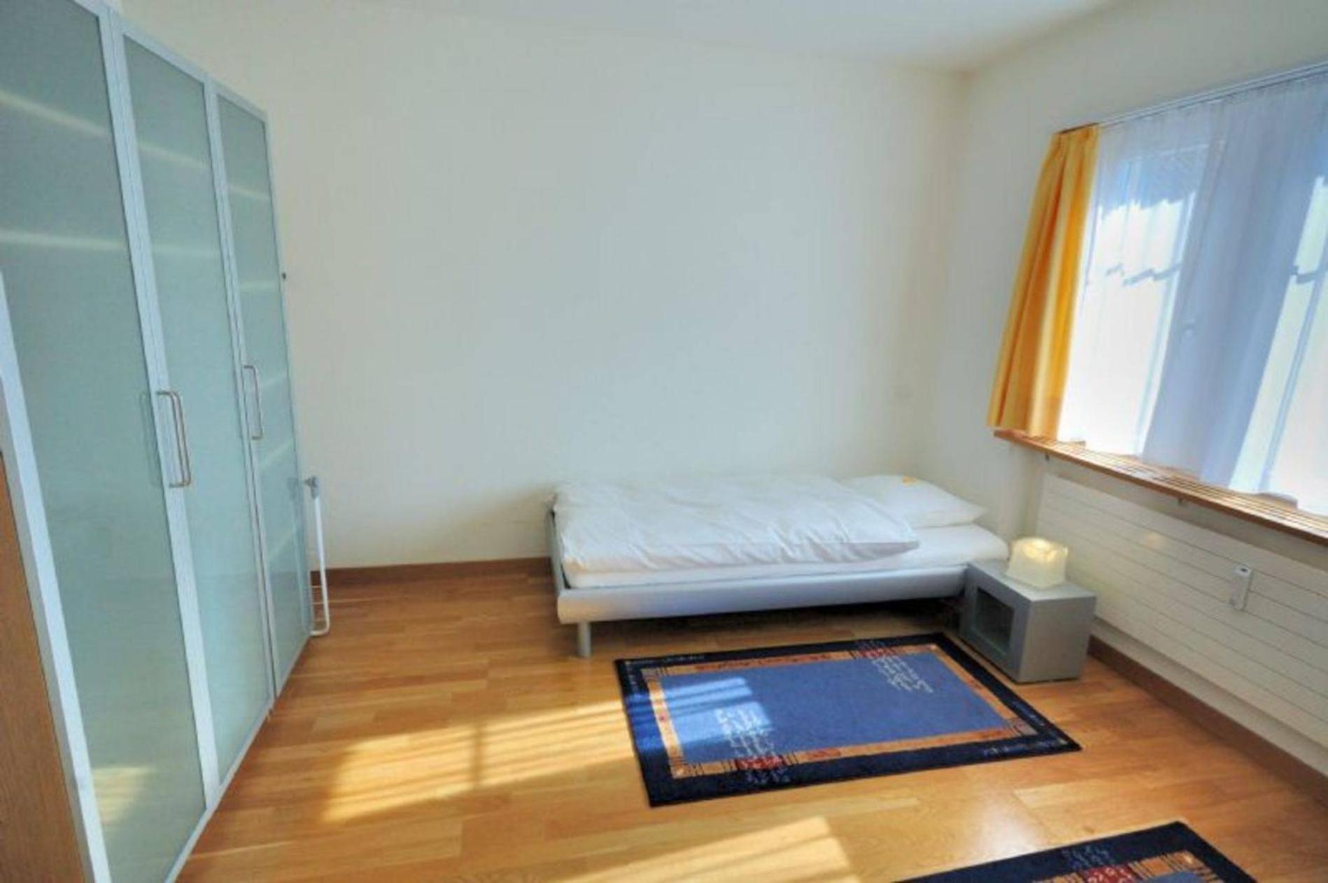 Tranquil Seafront Escape Apartment Zurich