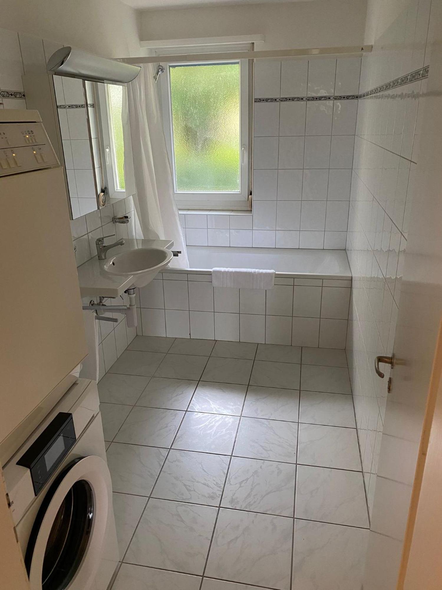 2br Near Center - Vineyard 21