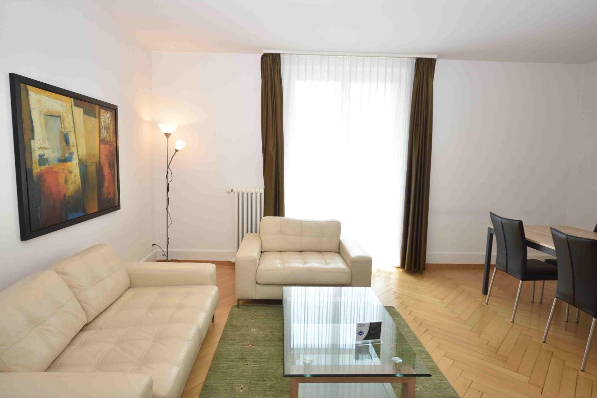 Apartment 2br Flat Near And - Stardust 22