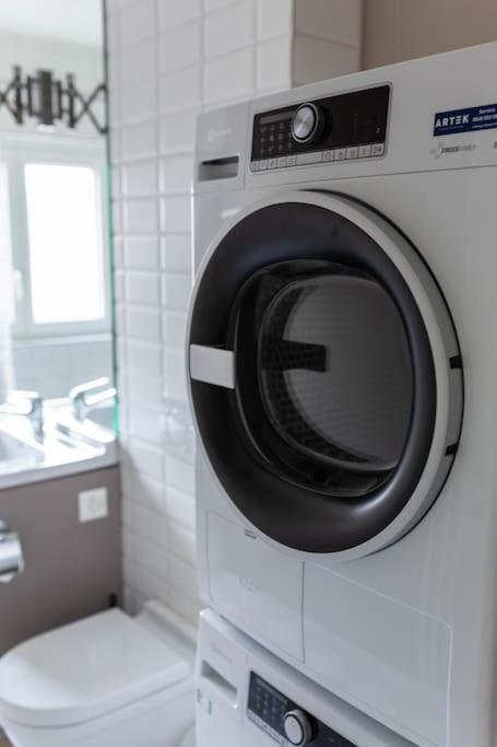 Fantastic 1 Bedroom Flat, Center, Near - Sf15 Zurich
