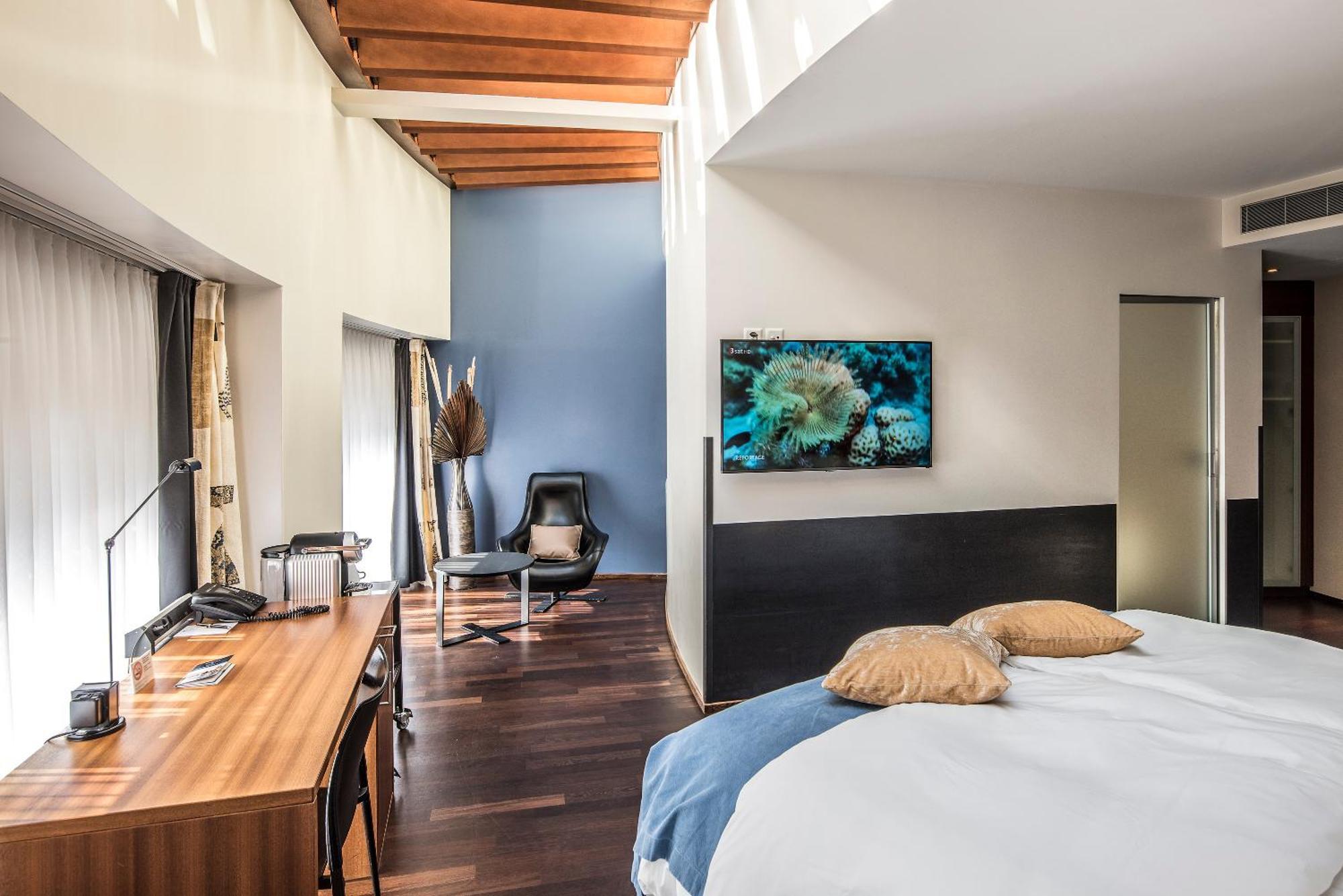 Plaza 4* Zürich