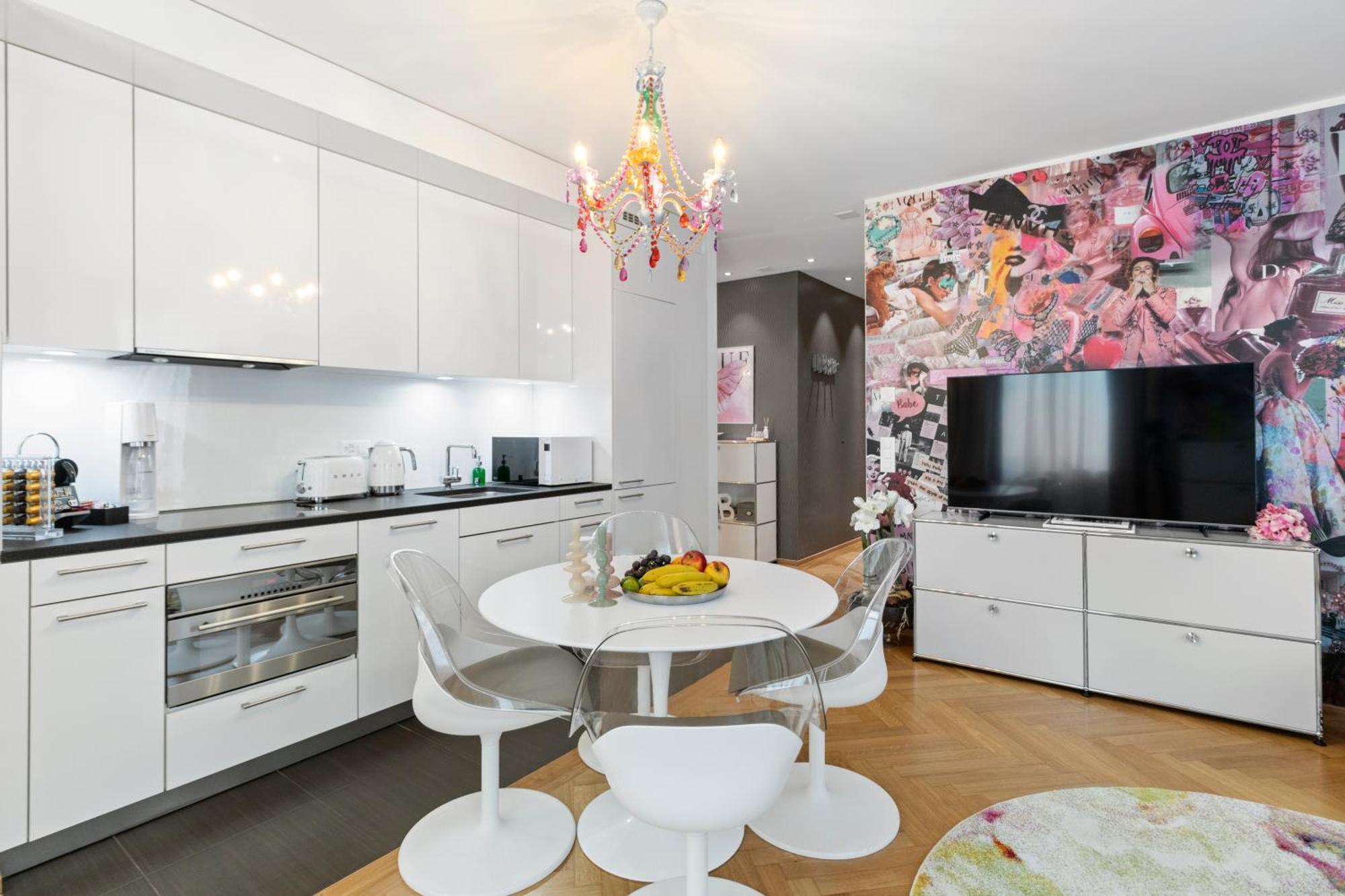 Boutique & Lux I Location I Freeparking I Ac I Fast Wifi Apartment
