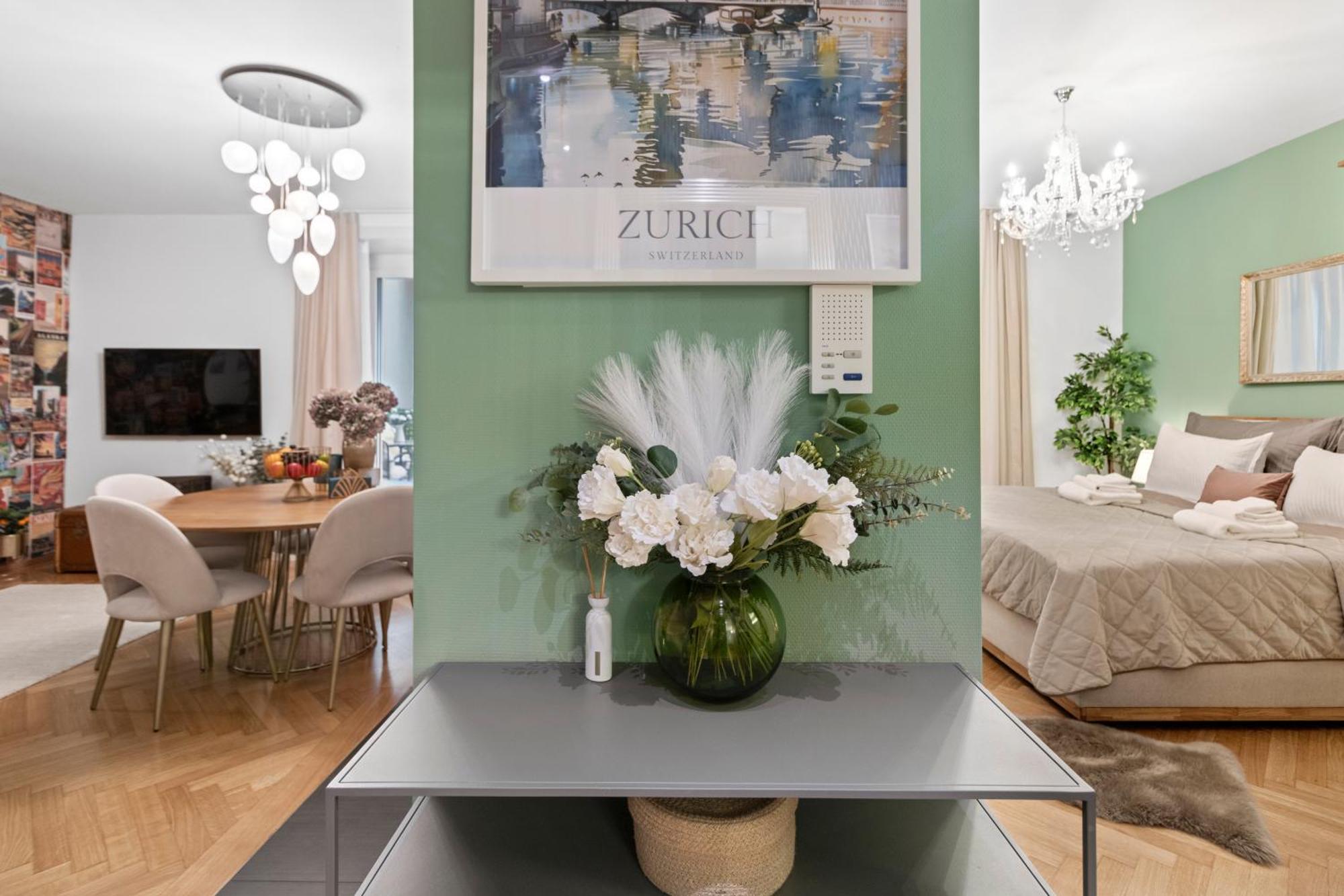 Boutique Luxury I Location I Freeparking I Private Terrace I Ac I Fast Wifi *